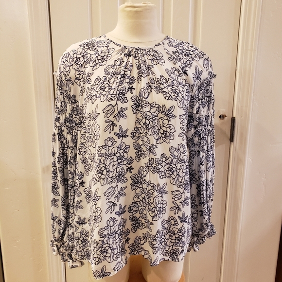 DownEast size Medium - Picture 1 of 7